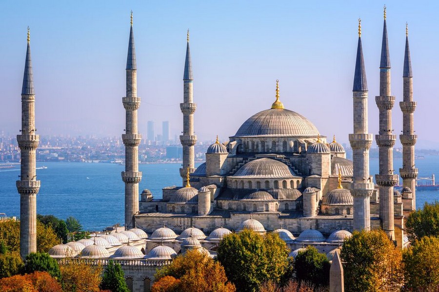 Risultati immagini per moschea blu istanbul